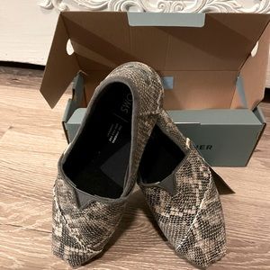 Toms Classic Faux Snake Loafers New